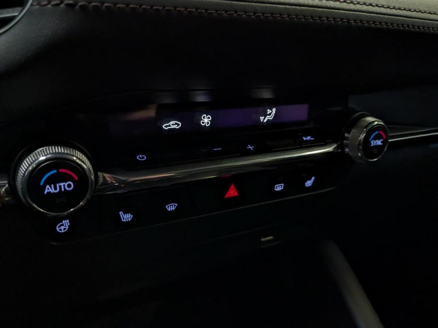 Mazda 3 III (BM) Рестайлинг Санкт-Петербург  - изображение 28