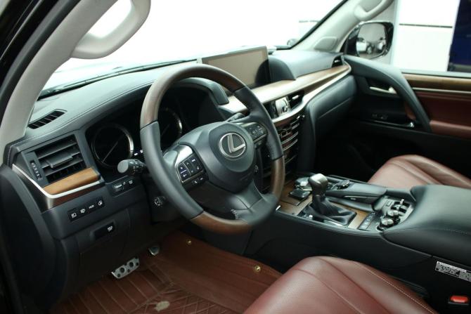 Lexus LX III Рестайлинг 2 с пробегом 2019 года, цена 11 500 000 рублей, 50884 км, внедорожник, Автокод Объявления