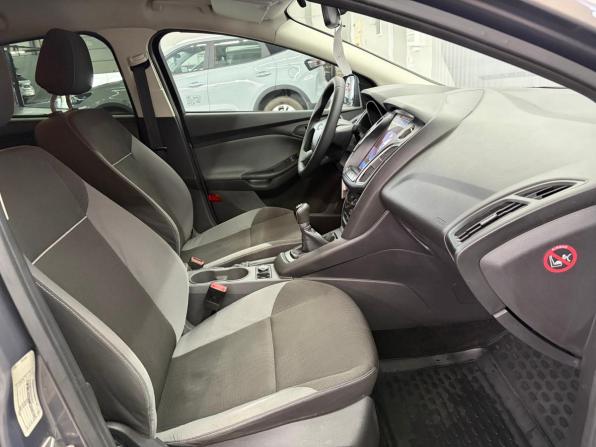 Ford Focus III с пробегом 2012 года, цена 947 000 рублей, 97937 км, седан, Автокод Объявления