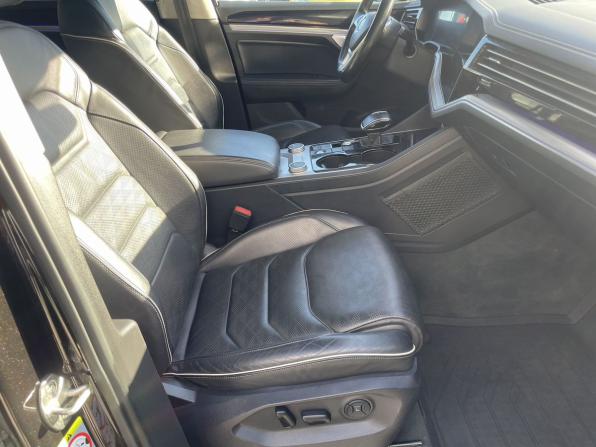 Volkswagen Touareg III с пробегом 2019 года, цена 4 029 000 рублей, 197871 км, внедорожник, Автокод Объявления