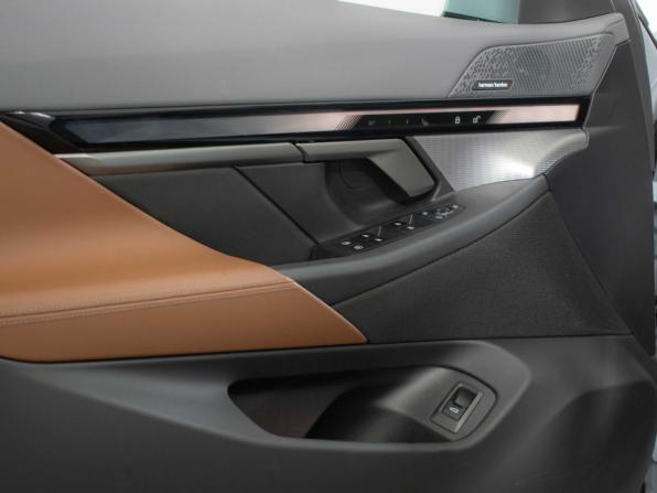 BMW 5 серии VIII (G60/G61/G68) с пробегом 2024 года, цена 8 400 000 рублей, 12410 км, седан, Автокод Объявления