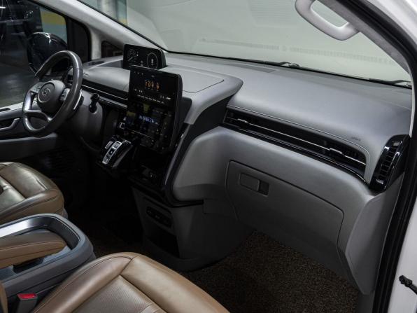 Hyundai Staria I с пробегом 2021 года, цена 3 969 000 рублей, 122769 км, минивэн, Автокод Объявления