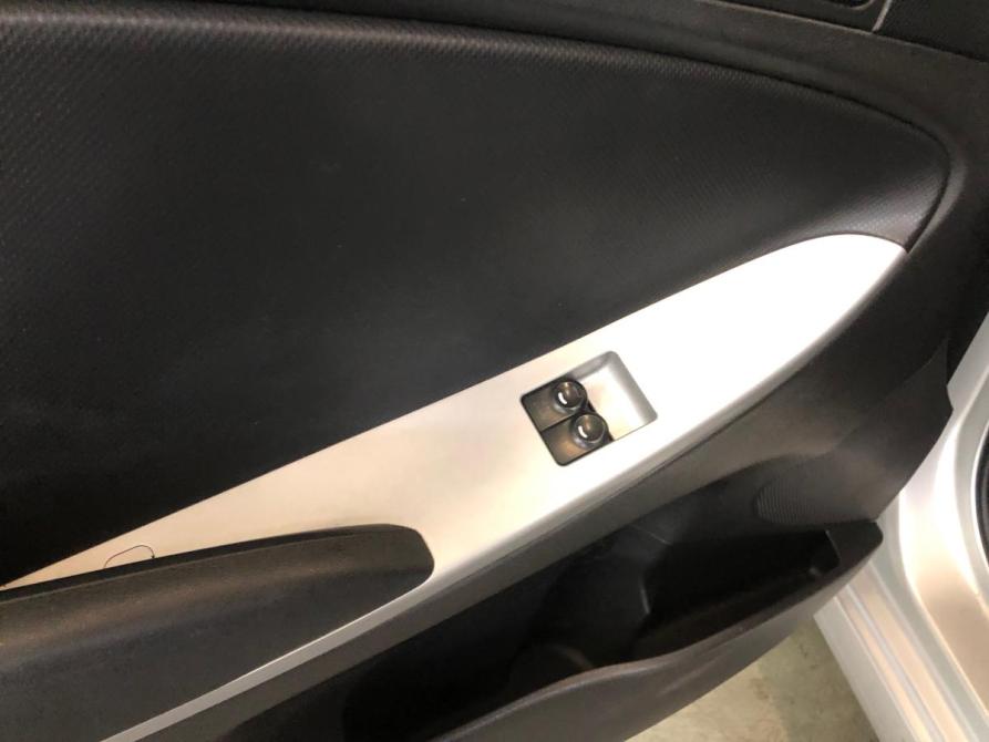 Hyundai Solaris I Курск  - изображение 16