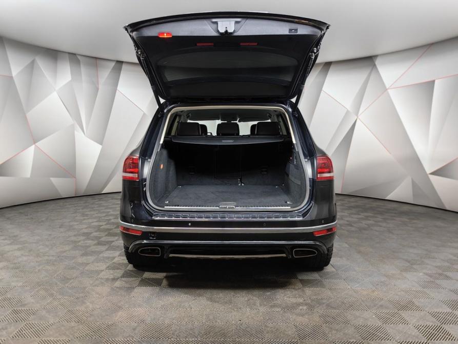 Volkswagen Touareg II Рестайлинг Москва  - изображение 12