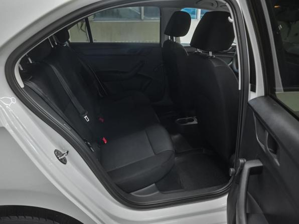 Skoda Rapid I с пробегом 2014 года, цена 790 000 рублей, 205000 км, лифтбек, Автокод Объявления