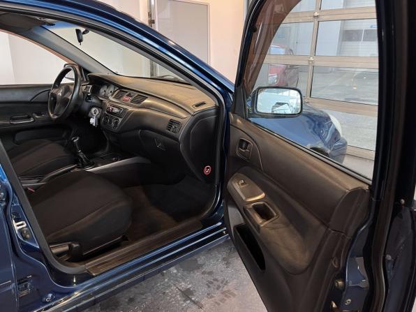 Mitsubishi Lancer IX Рестайлинг с пробегом 2006 года, цена 281 600 рублей, 375262 км, седан, Автокод Объявления