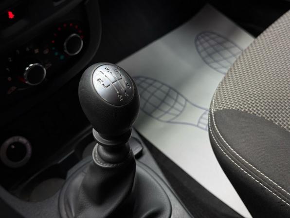 Renault Duster I Рестайлинг с пробегом 2018 года, цена 1 319 000 рублей, 126840 км, внедорожник, Автокод Объявления