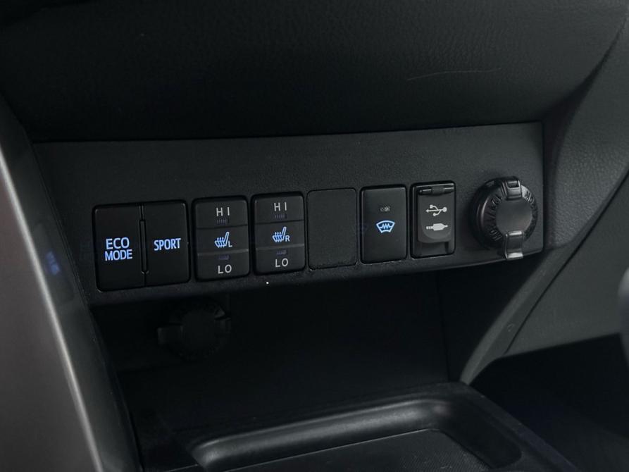 Toyota RAV4 IV (XA40) Рестайлинг Санкт-Петербург  - изображение 25