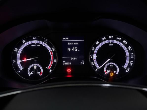 Skoda Karoq I с пробегом 2021 года, цена 1 600 000 рублей, 241335 км, внедорожник, Автокод Объявления