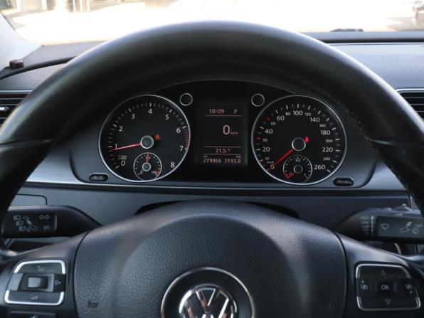 Volkswagen Passat B7 с пробегом 2013 года, цена 880 000 рублей, 279064 км, седан, Автокод Объявления