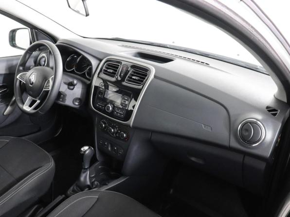 Renault Logan II Рестайлинг с пробегом 2019 года, цена 1 125 000 рублей, 56465 км, седан, Автокод Объявления