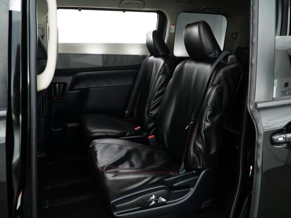 Toyota Noah III (R80) с пробегом 2014 года, цена 1 687 050 рублей, 200976 км, минивэн, Автокод Объявления