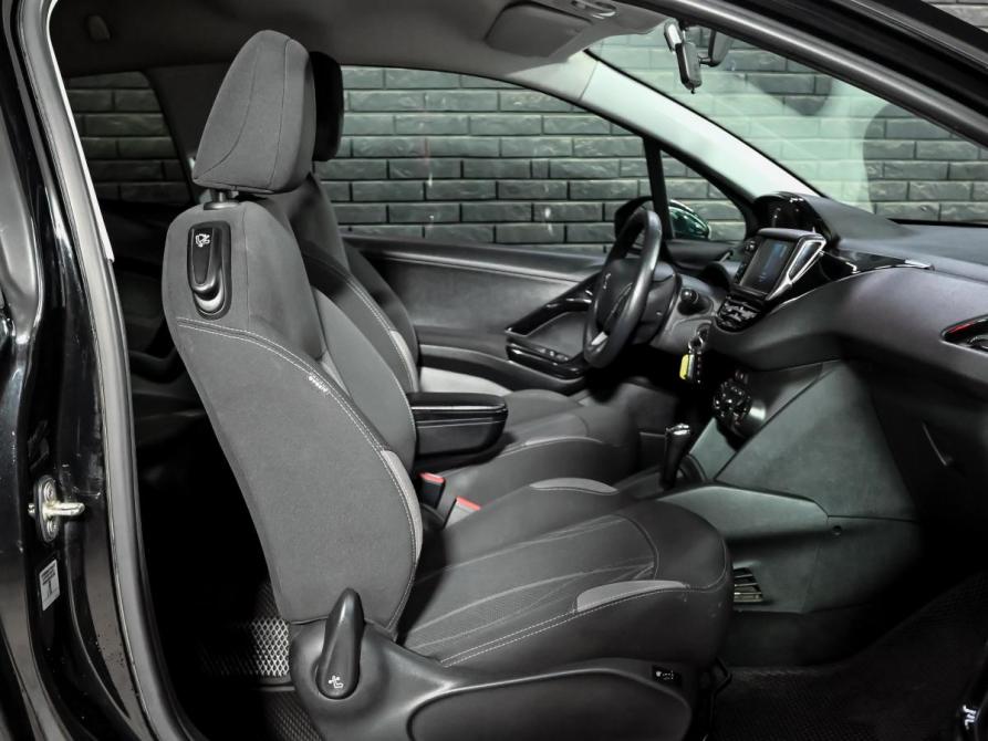 Peugeot 208 I Екатеринбург  - изображение 11