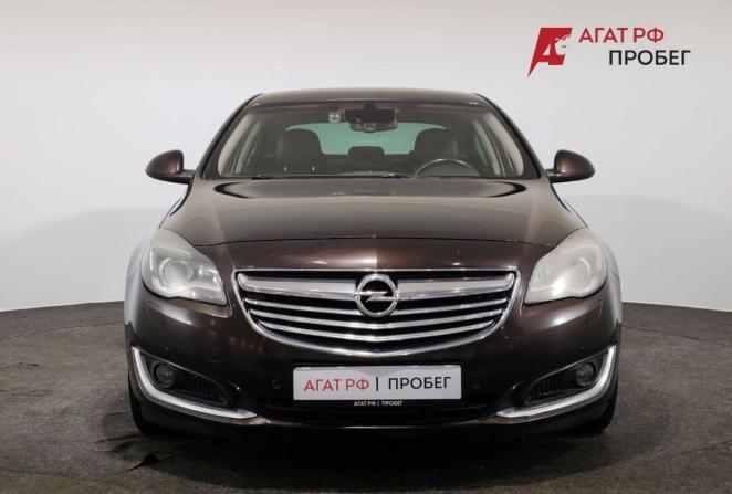 Opel Insignia I Рестайлинг с пробегом 2015 года, цена 1 160 000 рублей, 207236 км, седан, Автокод Объявления