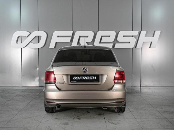 Volkswagen Polo V Рестайлинг с пробегом 2016 года, цена 1 159 000 рублей, 111105 км, седан, Автокод Объявления