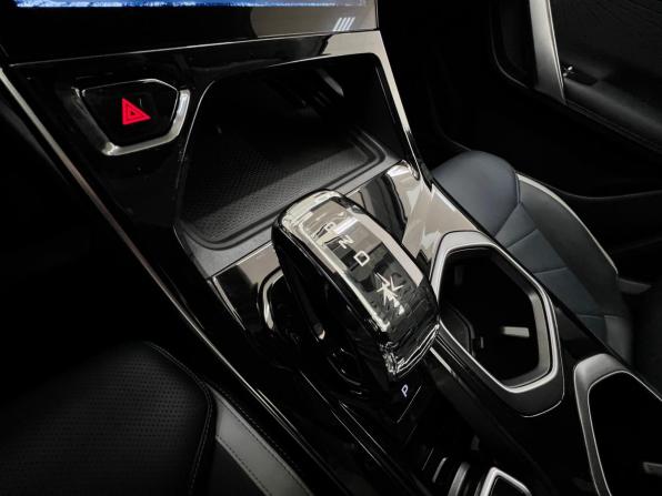 Geely Atlas II с пробегом 2024 года, цена 3 040 000 рублей, 30174 км, внедорожник, Автокод Объявления