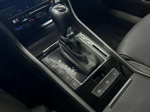 Новый Skoda Superb III Рестайлинг 2025 года, цена 3 049 000 рублей, лифтбек, Автокод Объявления