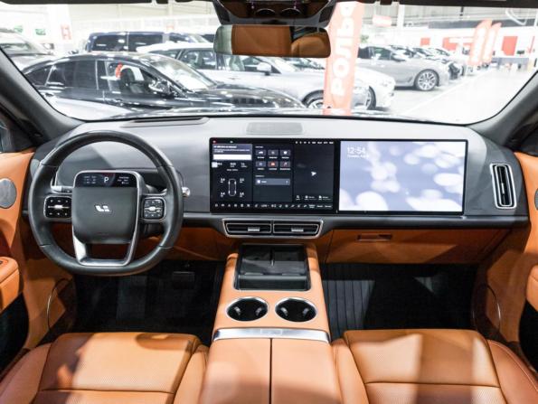 Li Auto (Lixiang) L9 I с пробегом 2023 года, цена 6 550 000 рублей, 43393 км, внедорожник, Автокод Объявления