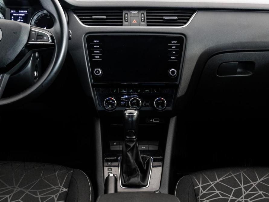 Skoda Octavia III (A7) Рестайлинг Санкт-Петербург  - изображение 12