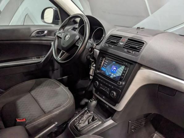 Skoda Yeti I Рестайлинг с пробегом 2016 года, цена 1 475 000 рублей, 187586 км, внедорожник, Автокод Объявления