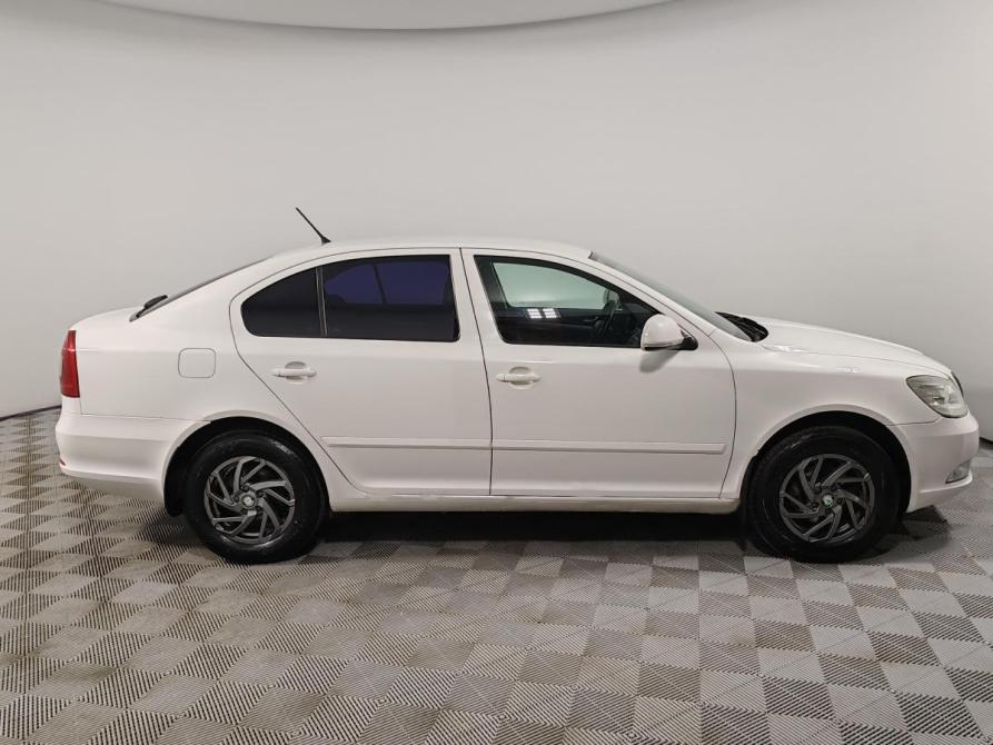Skoda Octavia II (A5) Рестайлинг Москва  - изображение 4