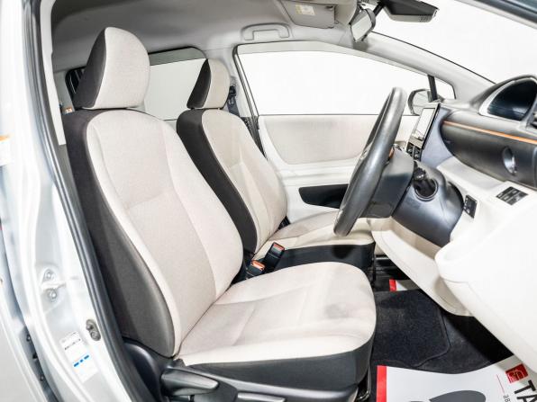 Toyota Sienta II с пробегом 2017 года, цена 1 420 000 рублей, 100019 км, компактвэн, Автокод Объявления