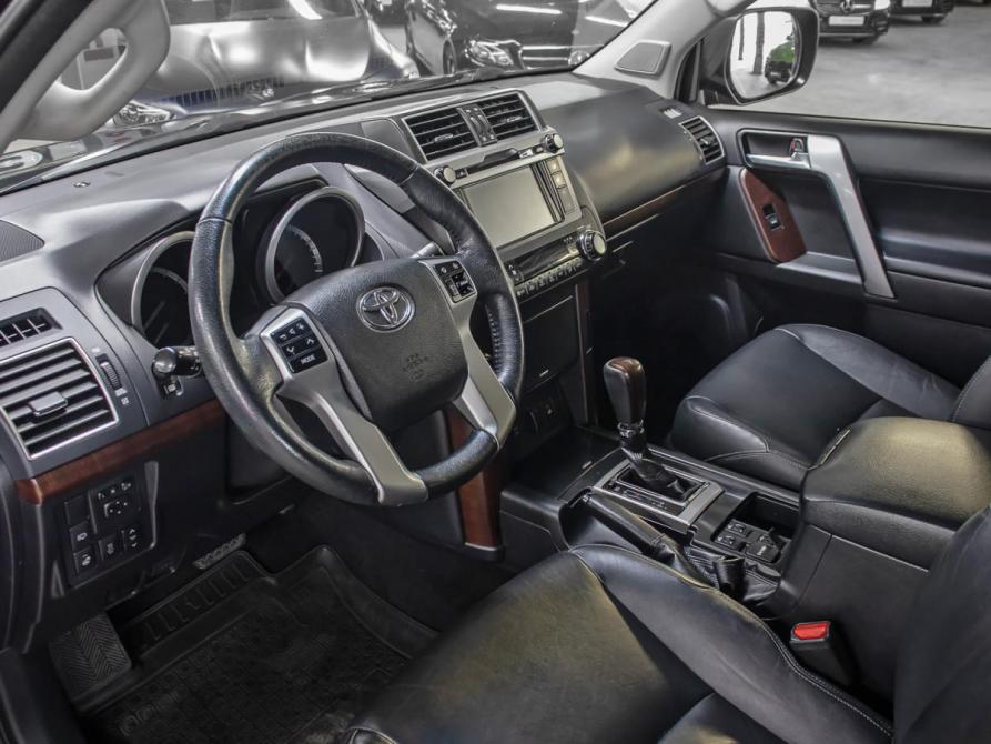 Toyota Land Cruiser Prado 150 Series Рестайлинг 1 Москва  - изображение 16