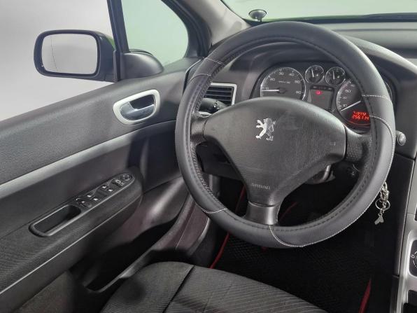 Peugeot 307 I Рестайлинг с пробегом 2006 года, цена 275 000 рублей, 256114 км, хэтчбек, Автокод Объявления