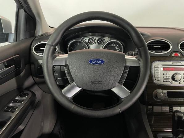 Ford Focus II Рестайлинг с пробегом 2008 года, цена 455 000 рублей, 343800 км, седан, Автокод Объявления