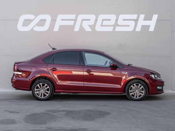 Volkswagen Polo V Рестайлинг с пробегом 2019 года, цена 1 450 000 рублей, 129039 км, седан, Автокод Объявления