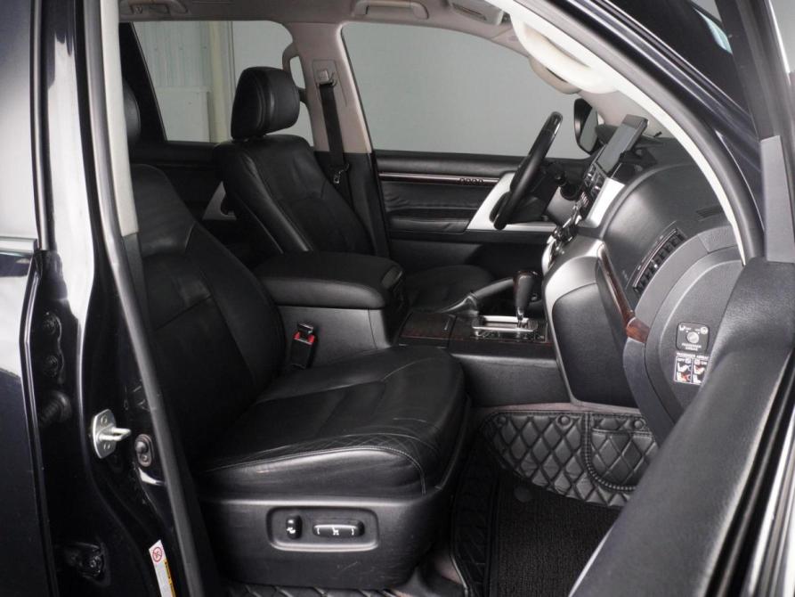 Toyota Land Cruiser 200 Series Рестайлинг 1 Минеральные Воды  - изображение 8