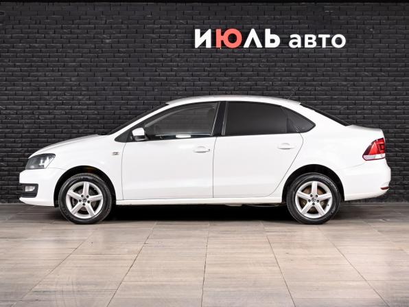 Volkswagen Polo V с пробегом 2015 года, цена 540 000 рублей, 276989 км, седан, Автокод Объявления