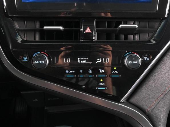 Toyota Camry VIII (XV70) Рестайлинг с пробегом 2022 года, цена 2 769 000 рублей, 27043 км, седан, Автокод Объявления
