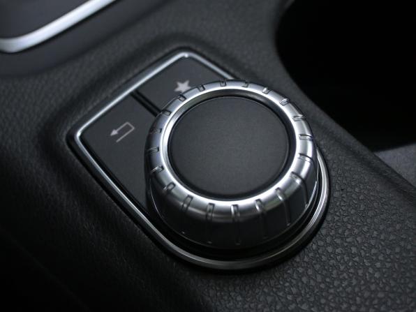 Mercedes-Benz GLA I (X156) Рестайлинг с пробегом 2019 года, цена 2 949 000 рублей, 78750 км, внедорожник, Автокод Объявления
