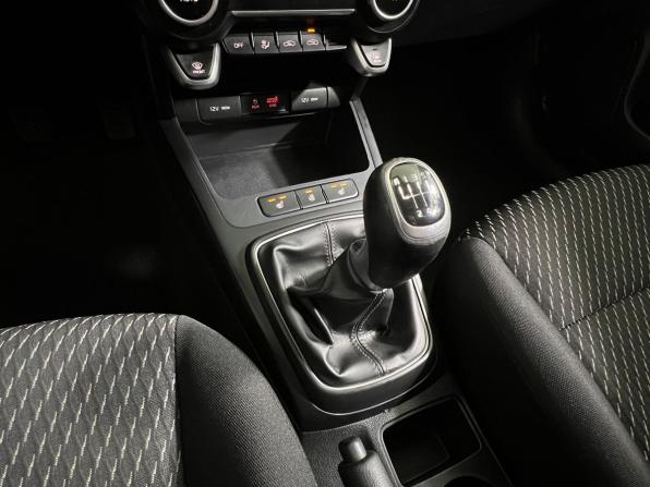 Kia Rio IV с пробегом 2018 года, цена 1 199 000 рублей, 142466 км, седан, Автокод Объявления