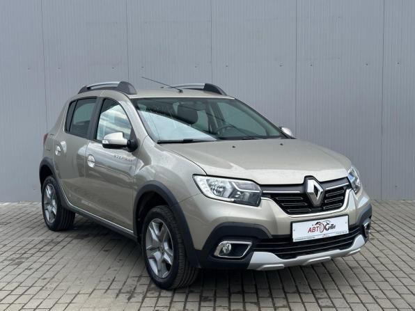 Renault Sandero II Рестайлинг с пробегом 2021 года, цена 1 502 000 рублей, 17700 км, хэтчбек, Автокод Объявления