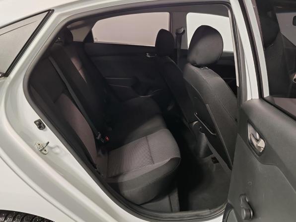 Hyundai Solaris II с пробегом 2017 года, цена 1 099 000 рублей, 154906 км, седан, Автокод Объявления