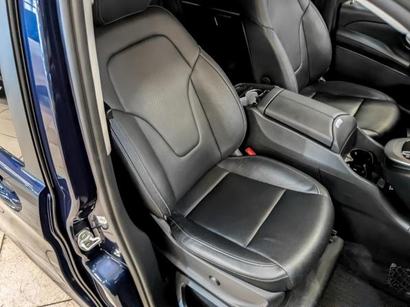 Mercedes-Benz V-Класс III (W447) Рестайлинг с пробегом 2020 года, цена 5 950 000 рублей, 115904 км, минивэн, Автокод Объявления