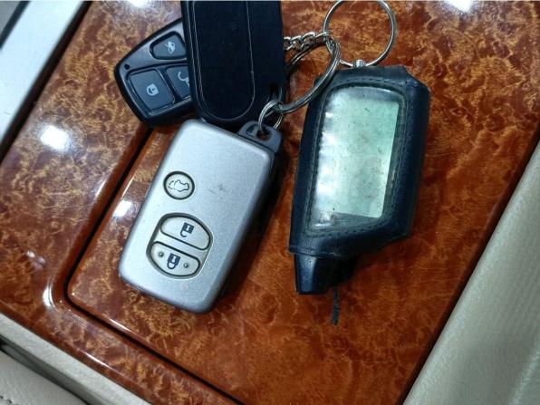 Toyota Land Cruiser 200 Series Рестайлинг 1 с пробегом 2012 года, цена 2 999 000 рублей, 152412 км, внедорожник, Автокод Объявления