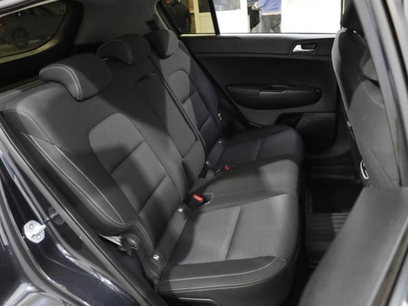 Kia Sportage IV Рестайлинг с пробегом 2018 года, цена 2 299 000 рублей, 94677 км, внедорожник, Автокод Объявления