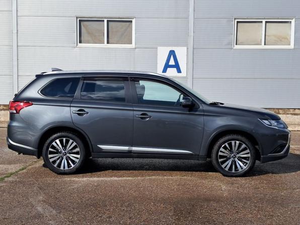 Mitsubishi Outlander III Рестайлинг 3 с пробегом 2018 года, цена 1 615 000 рублей, 163300 км, внедорожник, Автокод Объявления