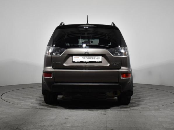 Mitsubishi Outlander II Рестайлинг с пробегом 2011 года, цена 929 000 рублей, 296186 км, внедорожник, Автокод Объявления
