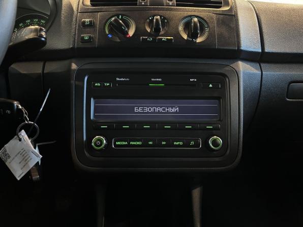 Skoda Roomster I Рестайлинг с пробегом 2013 года, цена 650 000 рублей, 178940 км, компактвэн, Автокод Объявления