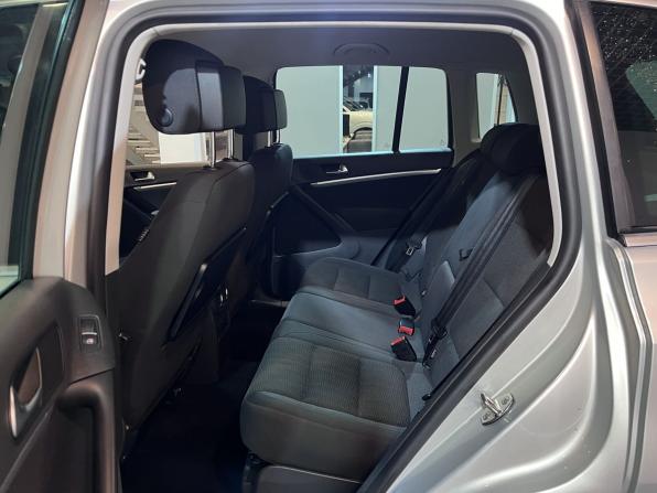 Volkswagen Tiguan I Рестайлинг с пробегом 2012 года, цена 1 271 000 рублей, 220422 км, внедорожник, Автокод Объявления