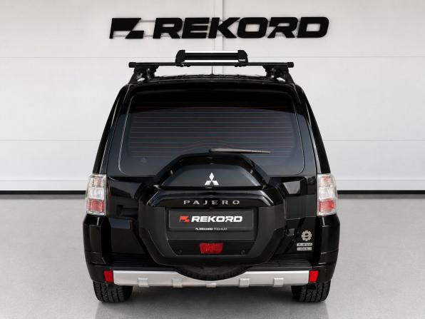 Mitsubishi Pajero IV Рестайлинг 2 с пробегом 2017 года, цена 2 849 000 рублей, 99700 км, внедорожник, Автокод Объявления