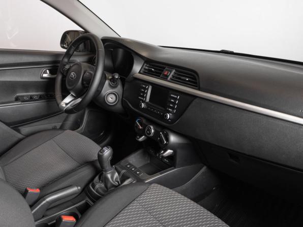 Kia Rio IV с пробегом 2018 года, цена 1 317 800 рублей, 117187 км, седан, Автокод Объявления