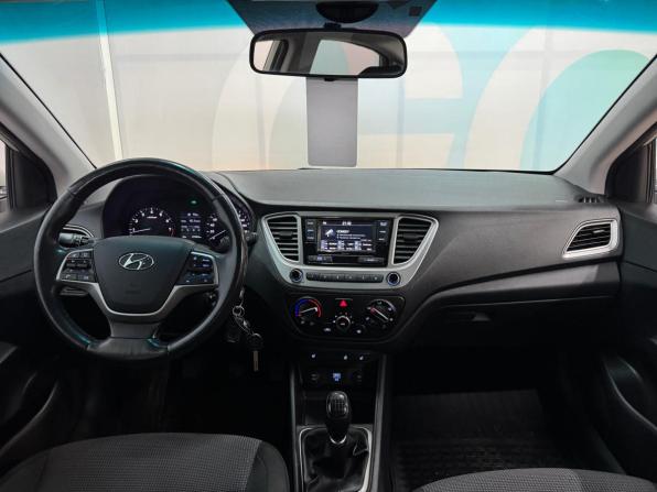 Hyundai Solaris II с пробегом 2019 года, цена 1 341 000 рублей, 99700 км, седан, Автокод Объявления