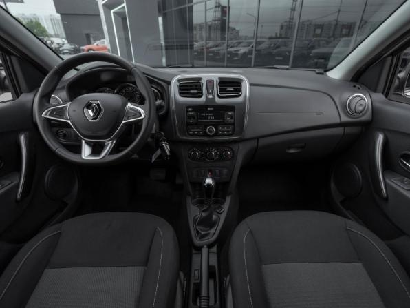 Renault Logan II Рестайлинг с пробегом 2019 года, цена 1 095 000 рублей, 84648 км, седан, Автокод Объявления
