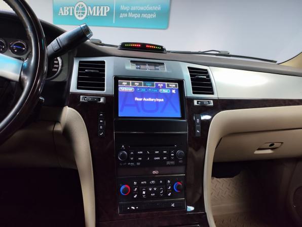 Cadillac Escalade III с пробегом 2013 года, цена 1 729 000 рублей, 290470 км, внедорожник, Автокод Объявления
