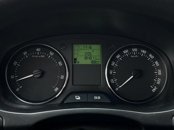 Skoda Fabia II Рестайлинг с пробегом 2012 года, цена 450 000 рублей, 184613 км, хэтчбек, Автокод Объявления